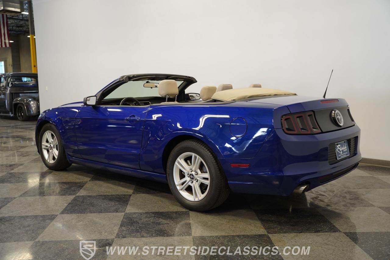 2014 Ford Mustang Convertible