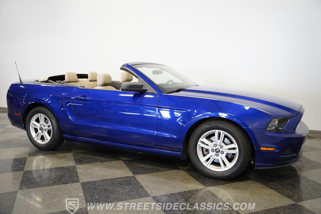 2014 Ford Mustang Convertible