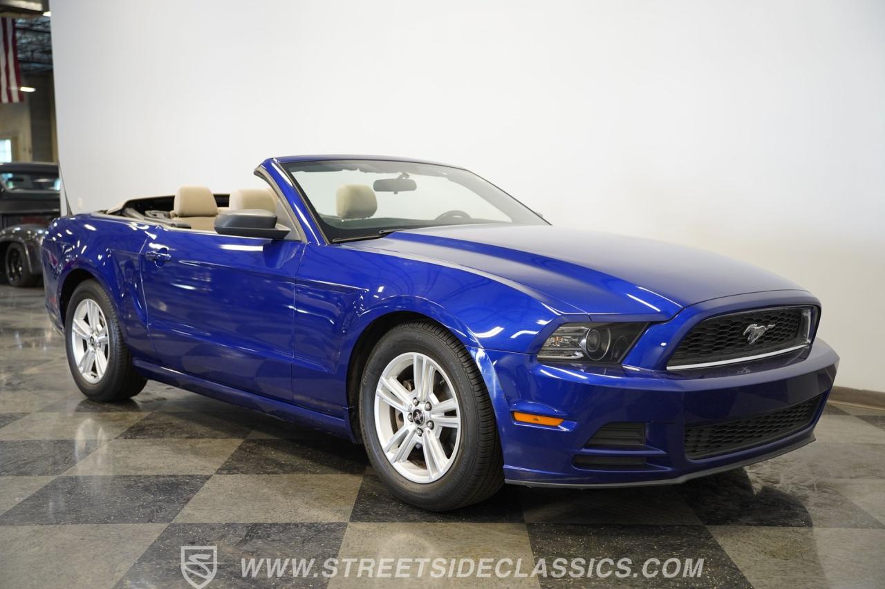2014 Ford Mustang Convertible