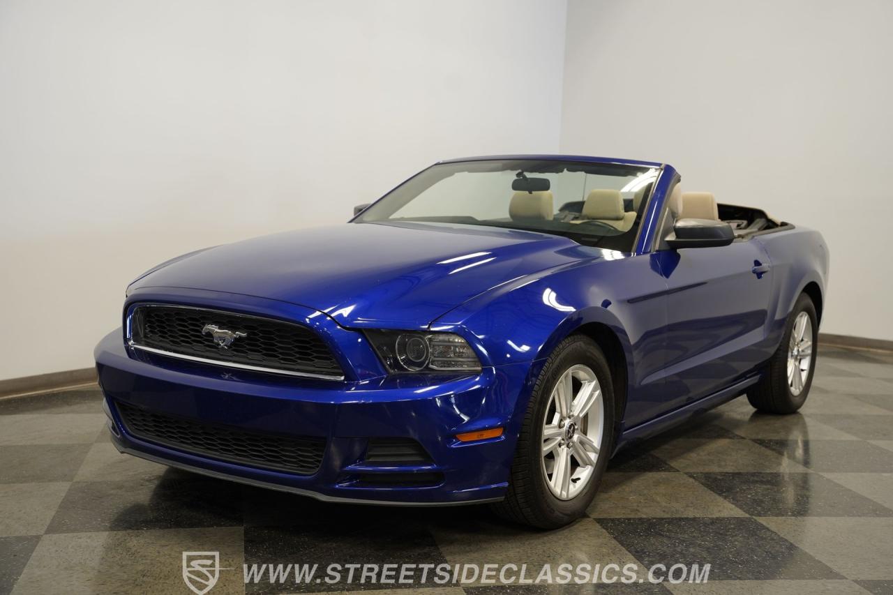 2014 Ford Mustang Convertible