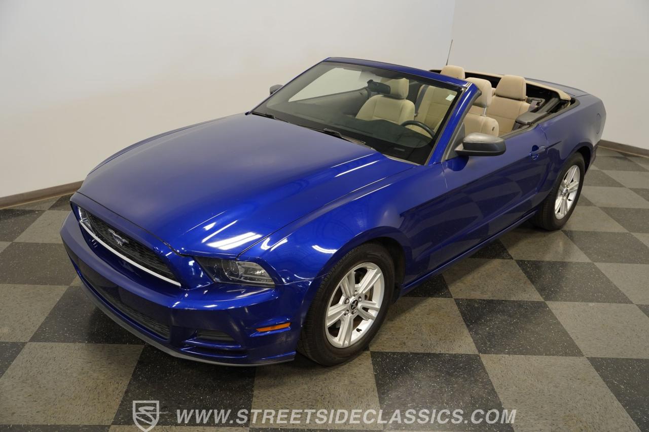 2014 Ford Mustang Convertible