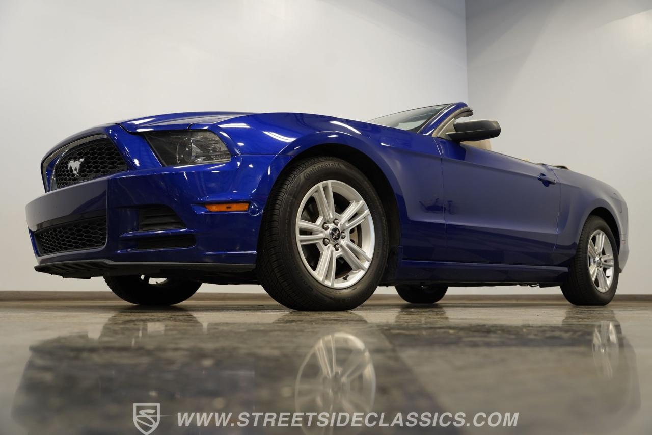 2014 Ford Mustang Convertible