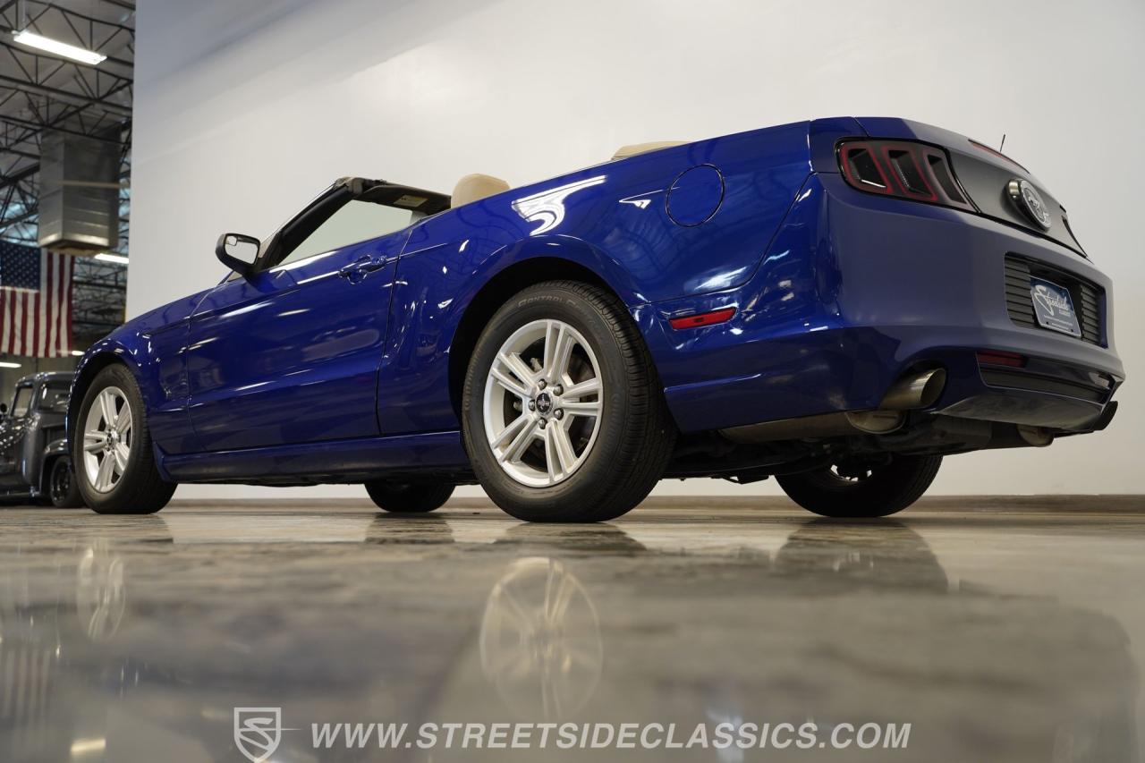 2014 Ford Mustang Convertible