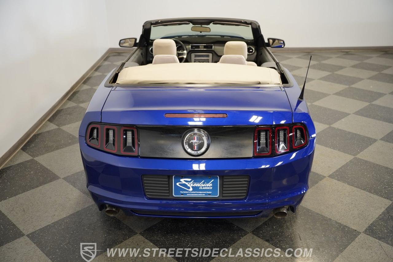 2014 Ford Mustang Convertible