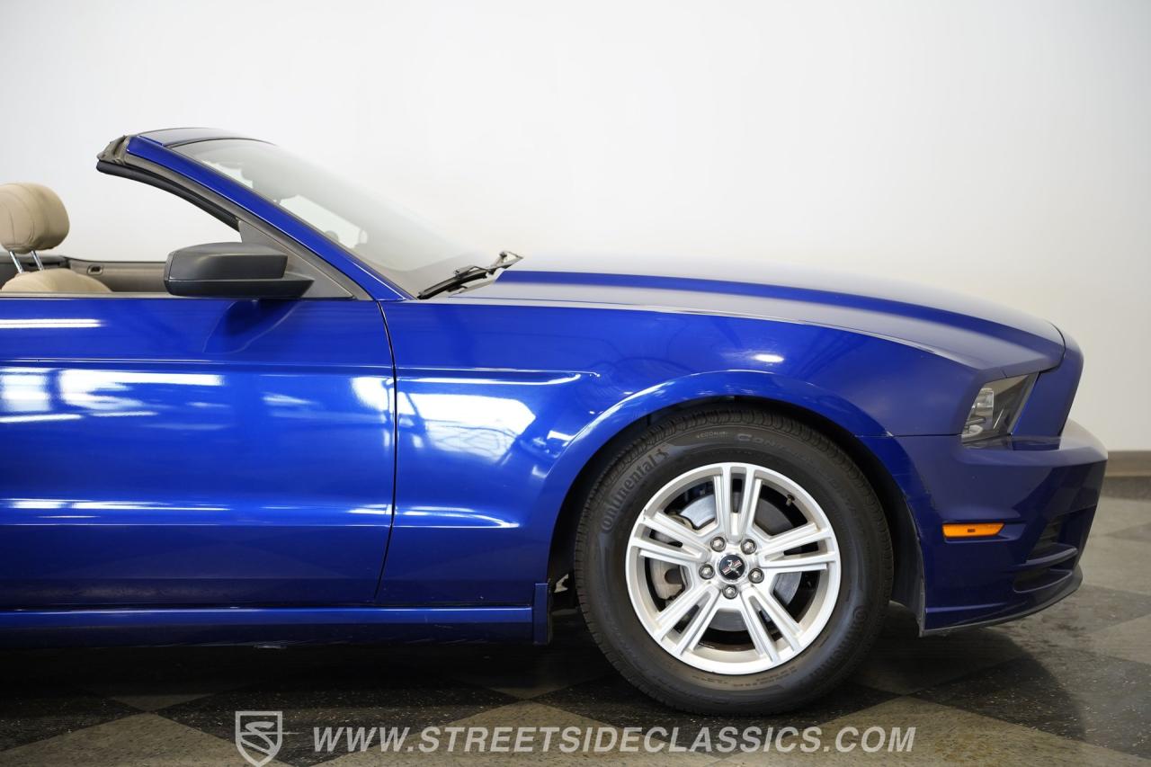 2014 Ford Mustang Convertible
