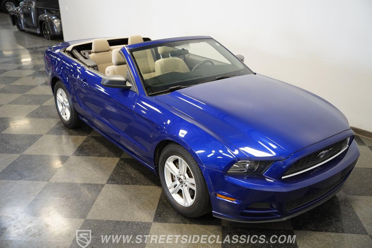 2014 Ford Mustang Convertible