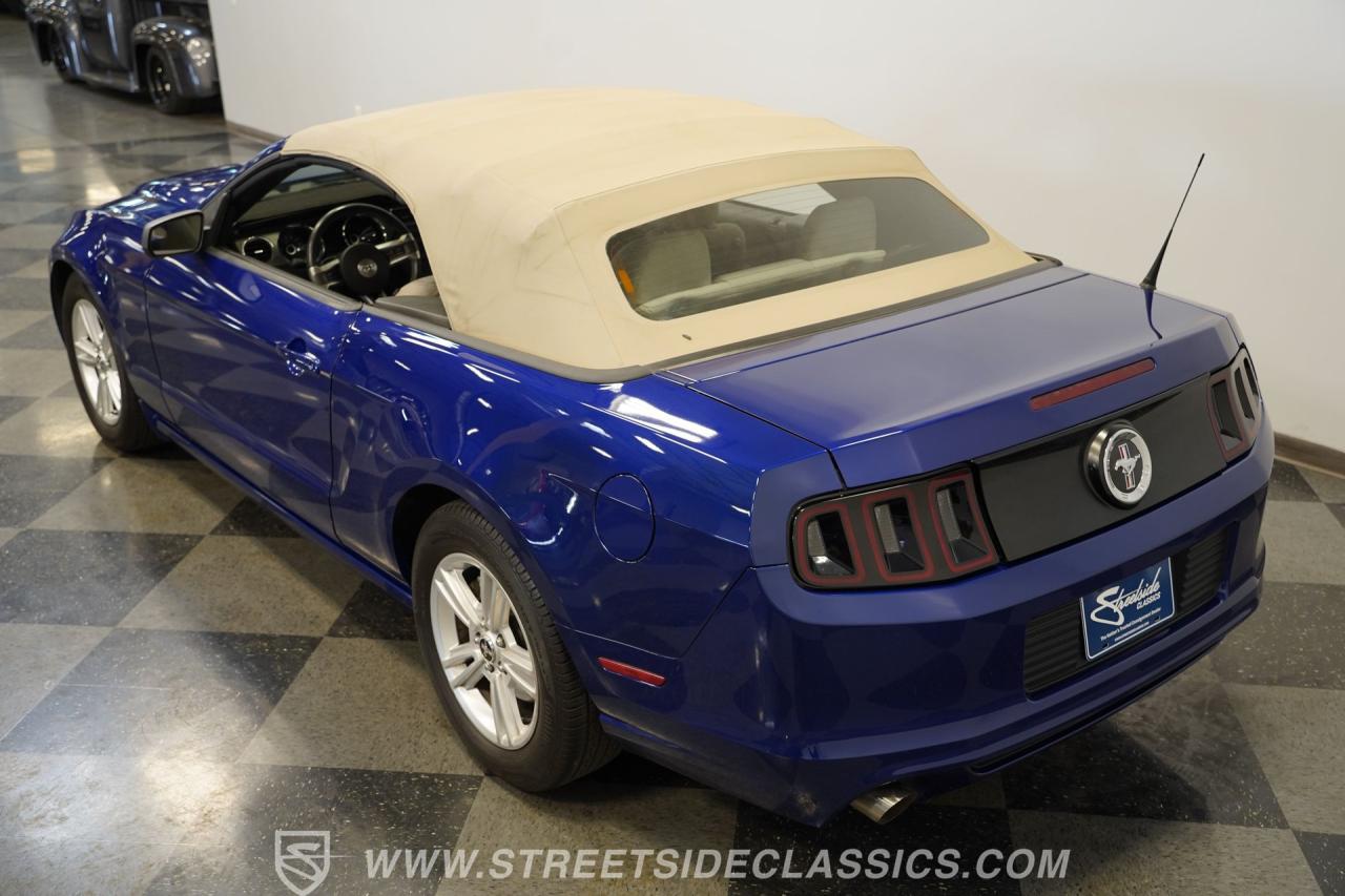 2014 Ford Mustang Convertible