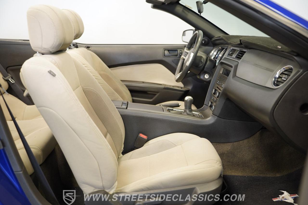 2014 Ford Mustang Convertible