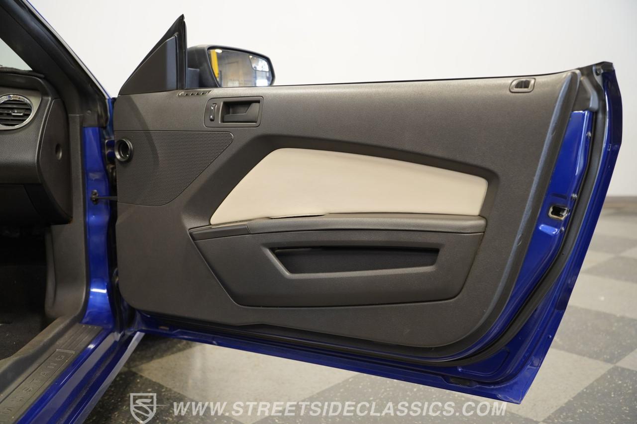 2014 Ford Mustang Convertible