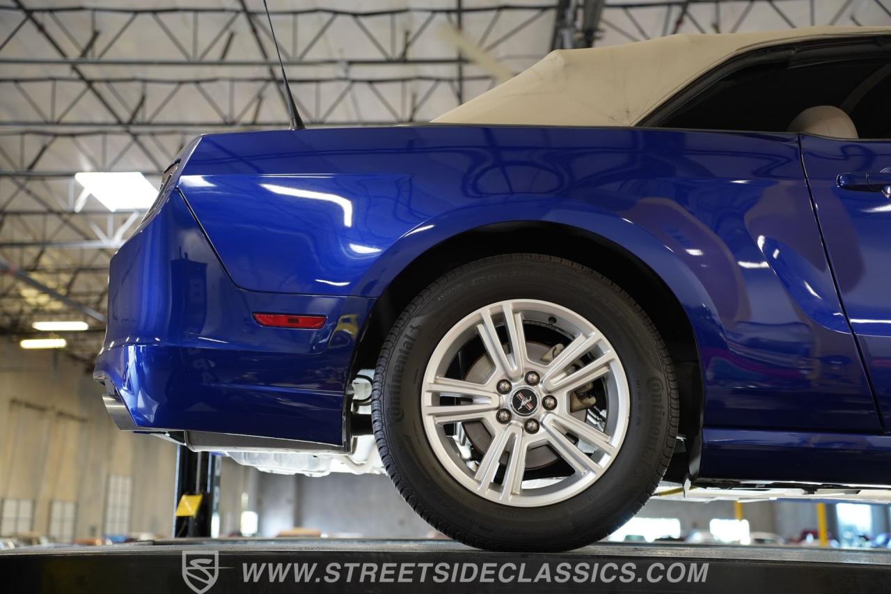 2014 Ford Mustang Convertible