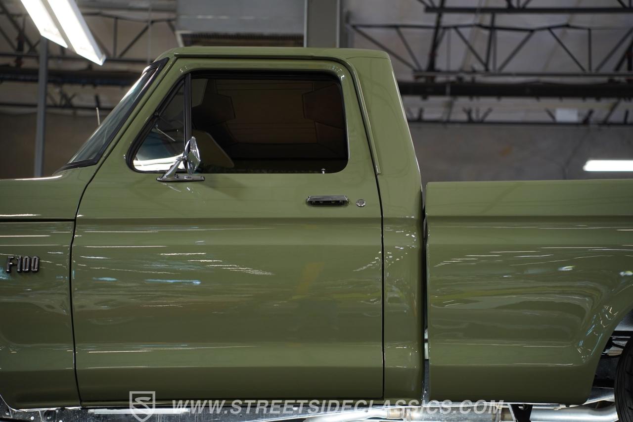 1973 Ford F-100 LS3 Restomod