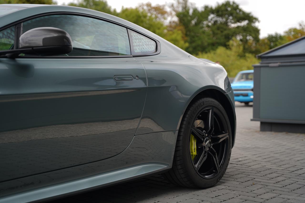 2018 Aston Martin V8 Vantage