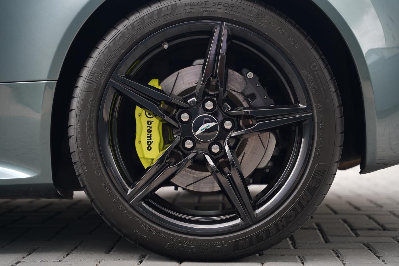 2018 Aston Martin V8 Vantage