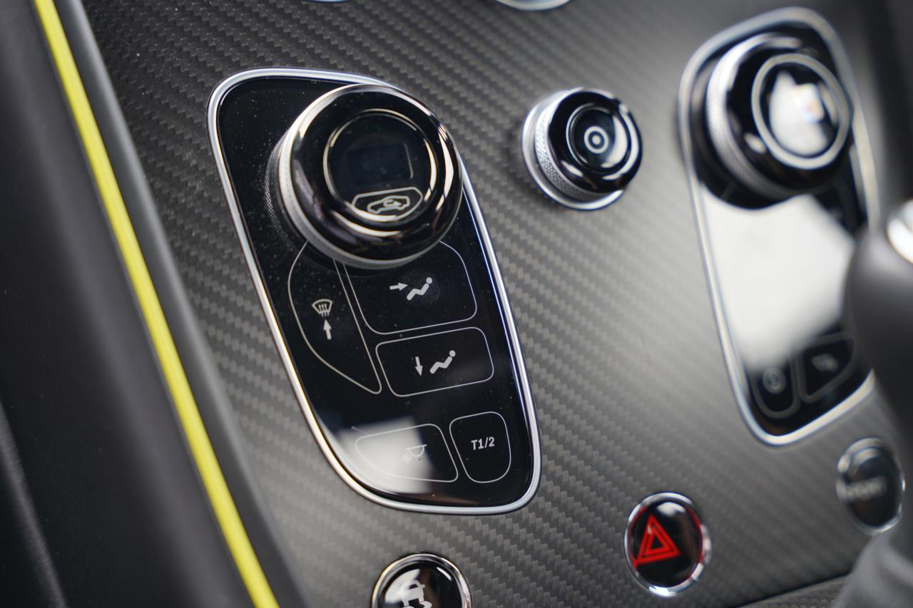 2018 Aston Martin V8 Vantage