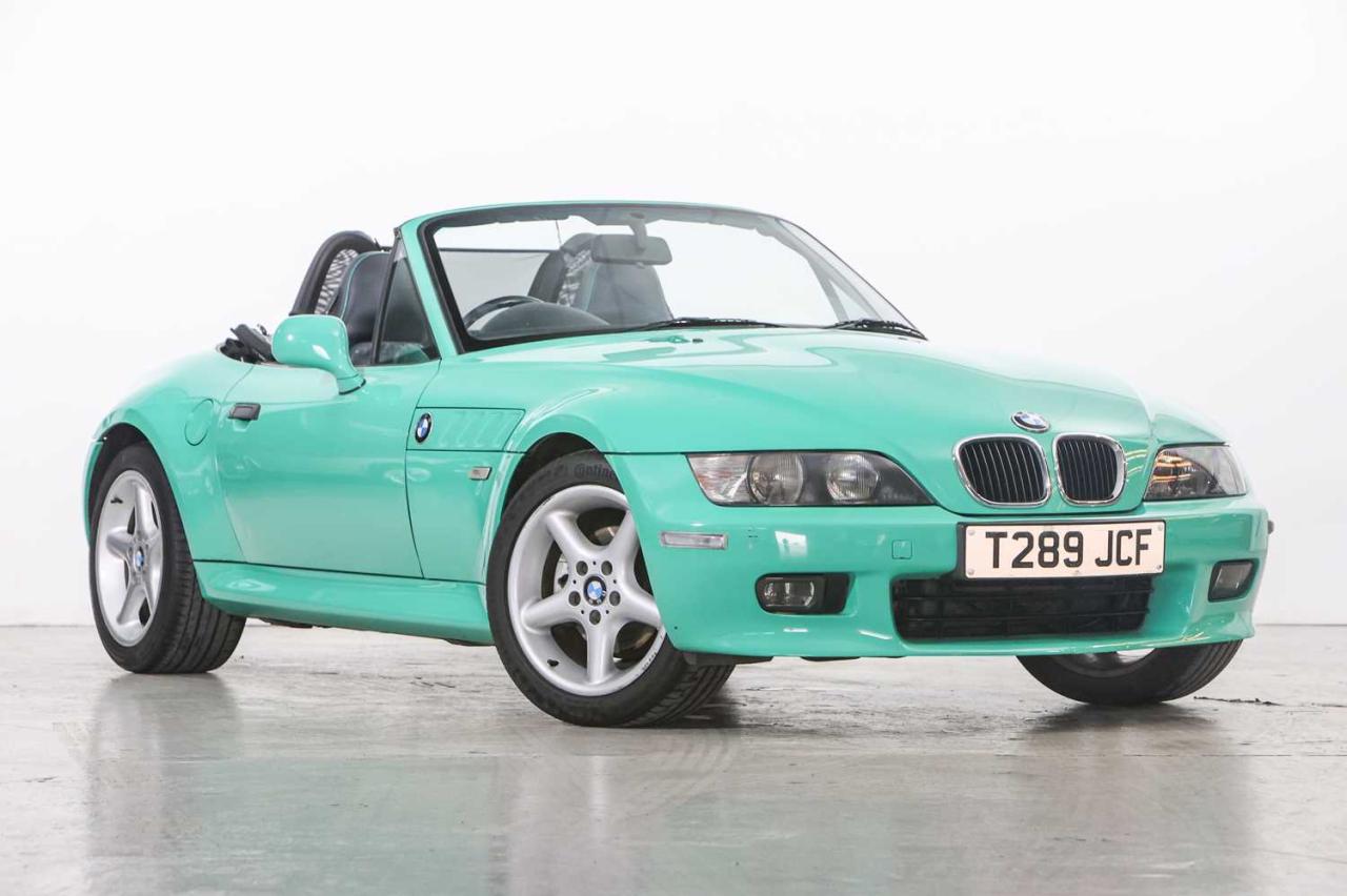 1999 BMW Z3 2.8i Fiji Edition