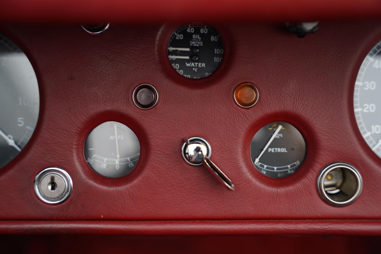 1954 Jaguar XK120