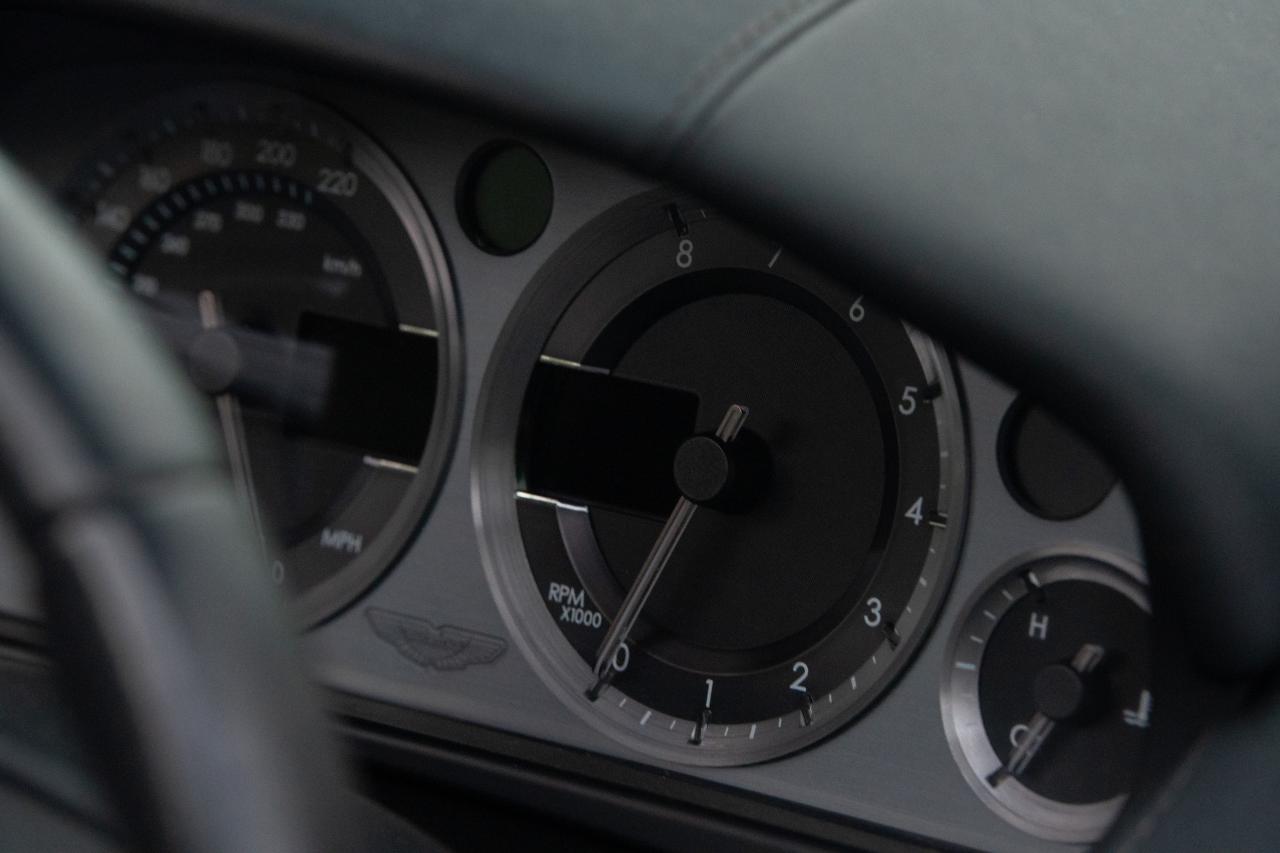 2006 Aston Martin DB9 Volante