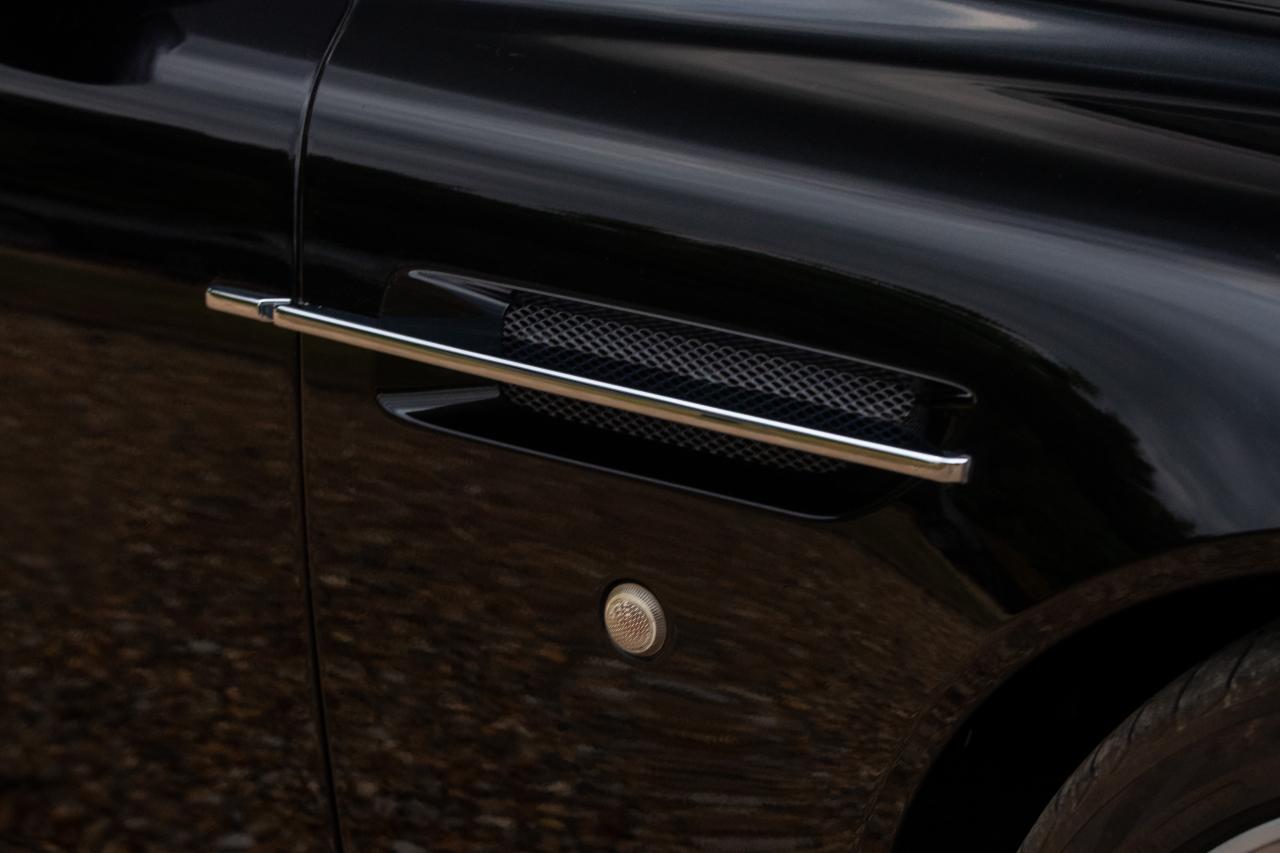 2006 Aston Martin DB9 Volante