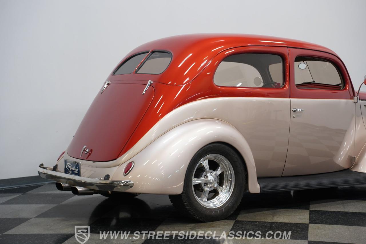 1937 Ford Tudor Slantback