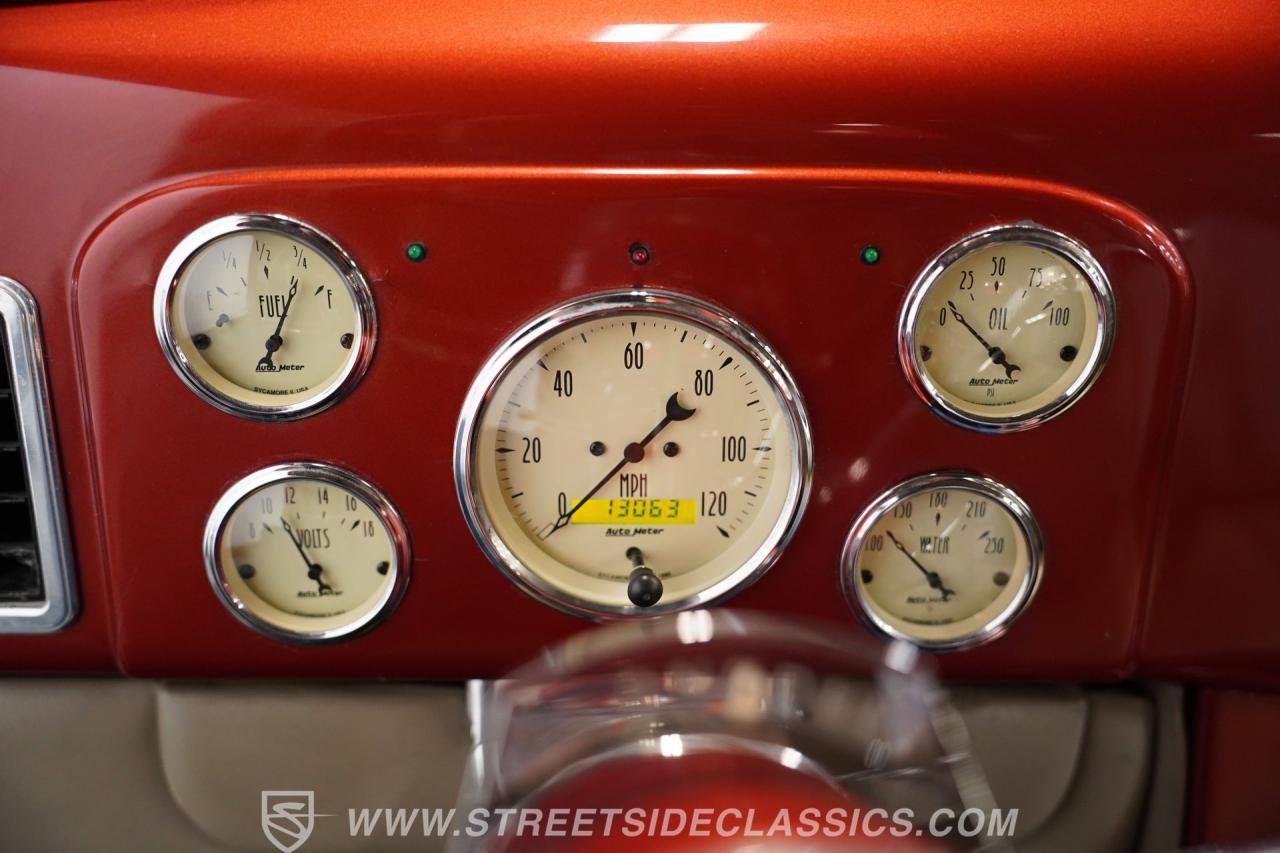 1937 Ford Tudor Slantback