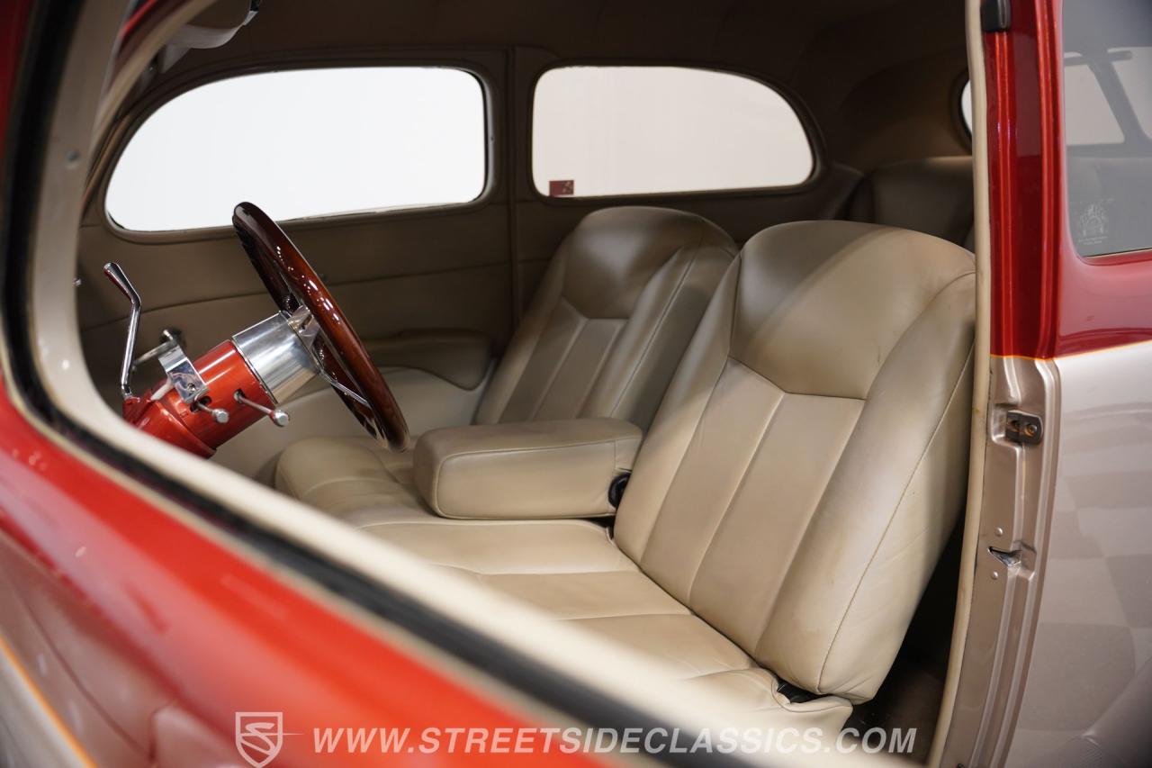1937 Ford Tudor Slantback