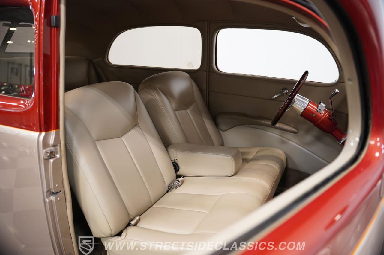 1937 Ford Tudor Slantback