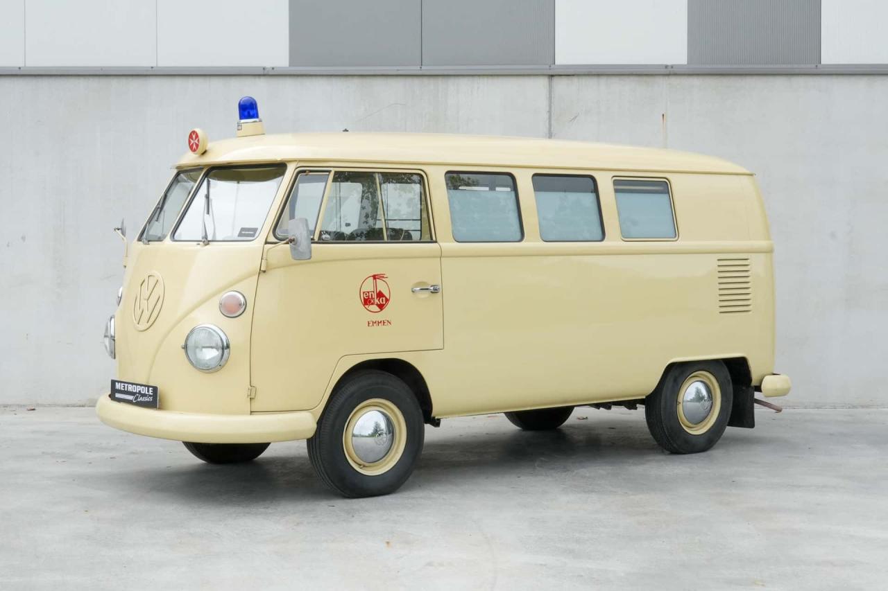 1966 Volkswagen Ambulance transporter