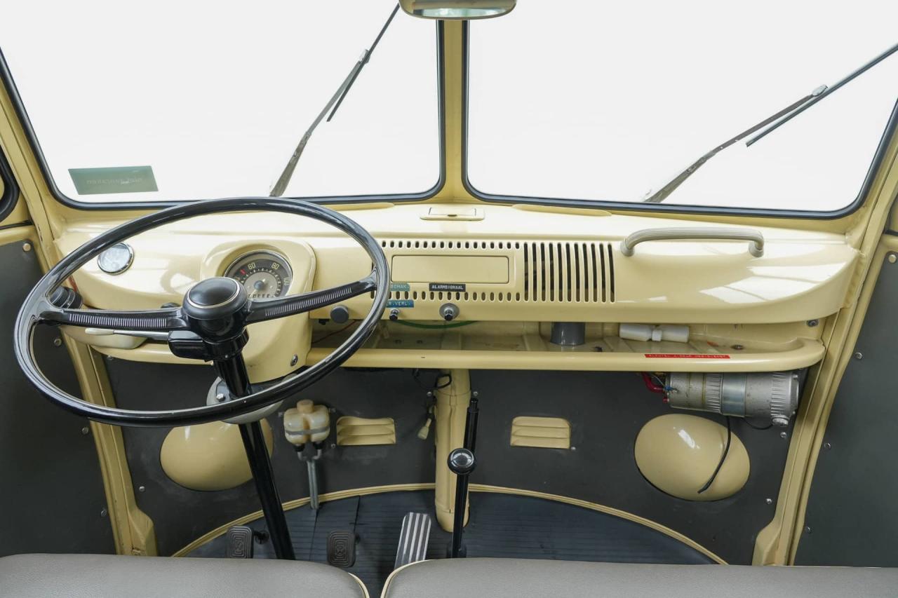 1966 Volkswagen Ambulance transporter