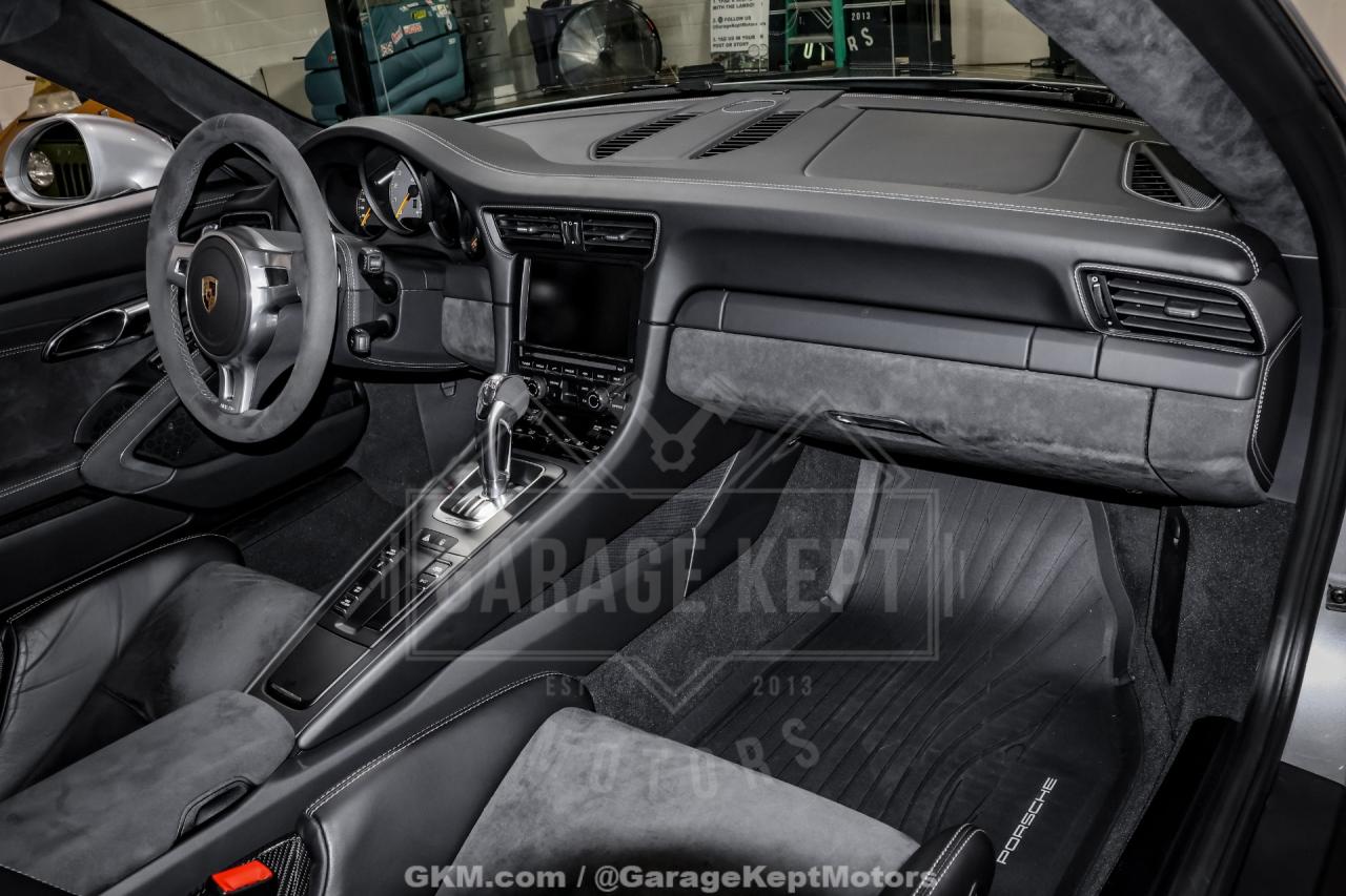 2016 Porsche 911
