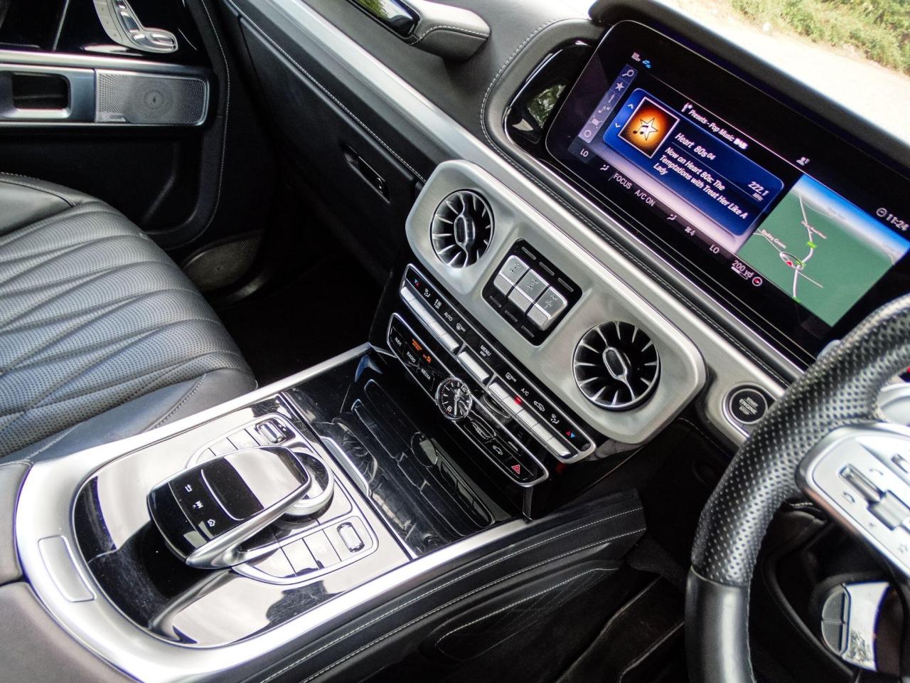 Mercedes - Benz 4.0 G63 V8 BiTurbo AMG SpdS+9GT 4MATIC Euro 6 (s/s) 5dr