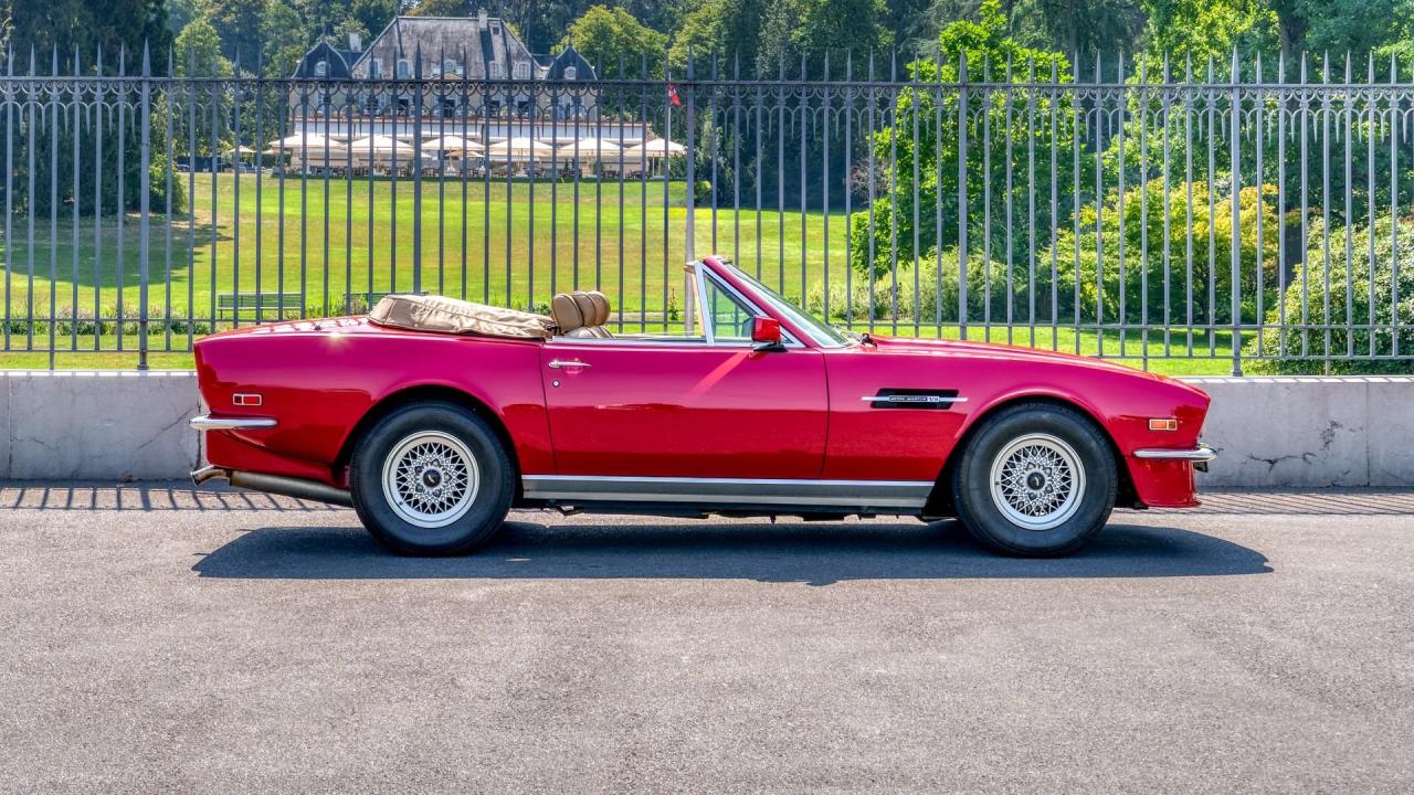 1986 Aston Martin V8 Volante