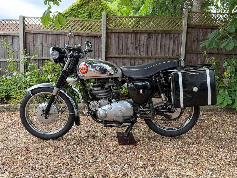 1958 BSA DBD34 GOLD STAR