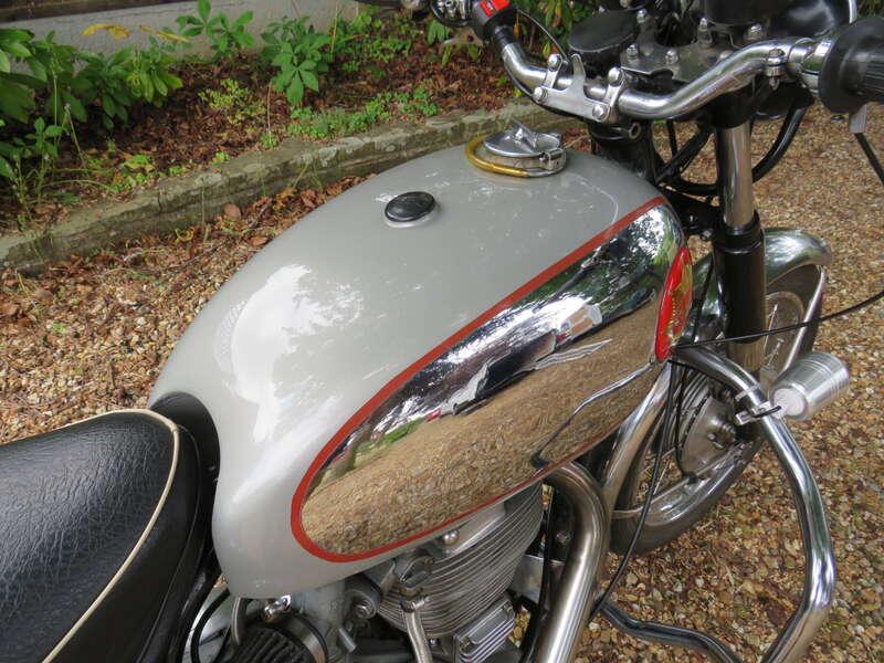 1958 BSA DBD34 GOLD STAR
