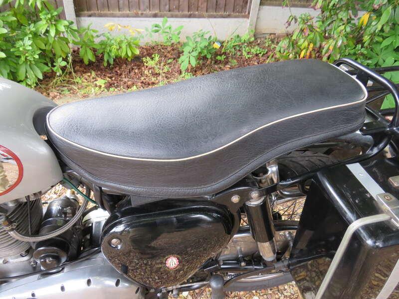 1958 BSA DBD34 GOLD STAR