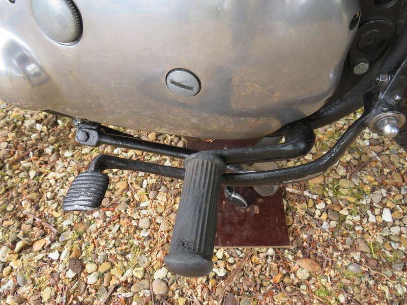 1958 BSA DBD34 GOLD STAR