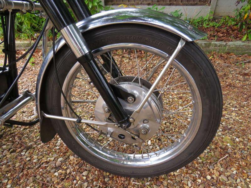 1958 BSA DBD34 GOLD STAR
