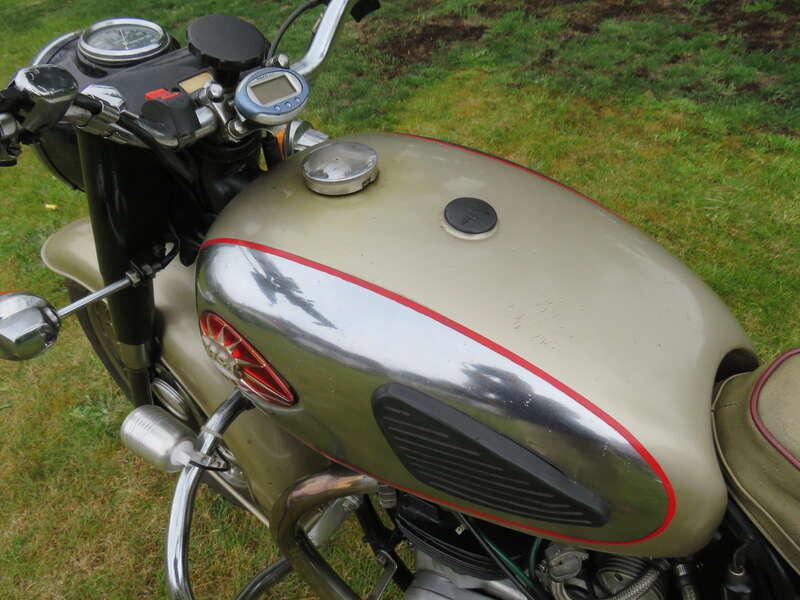 1960 BSA A10 GOLDEN FLASH