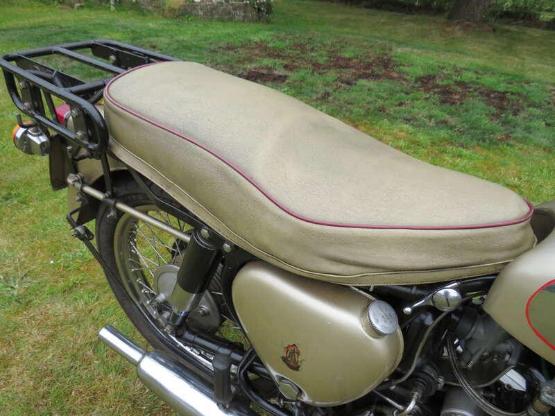 1960 BSA A10 GOLDEN FLASH