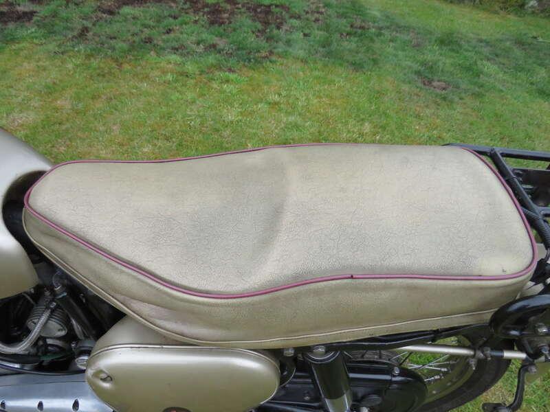 1960 BSA A10 GOLDEN FLASH