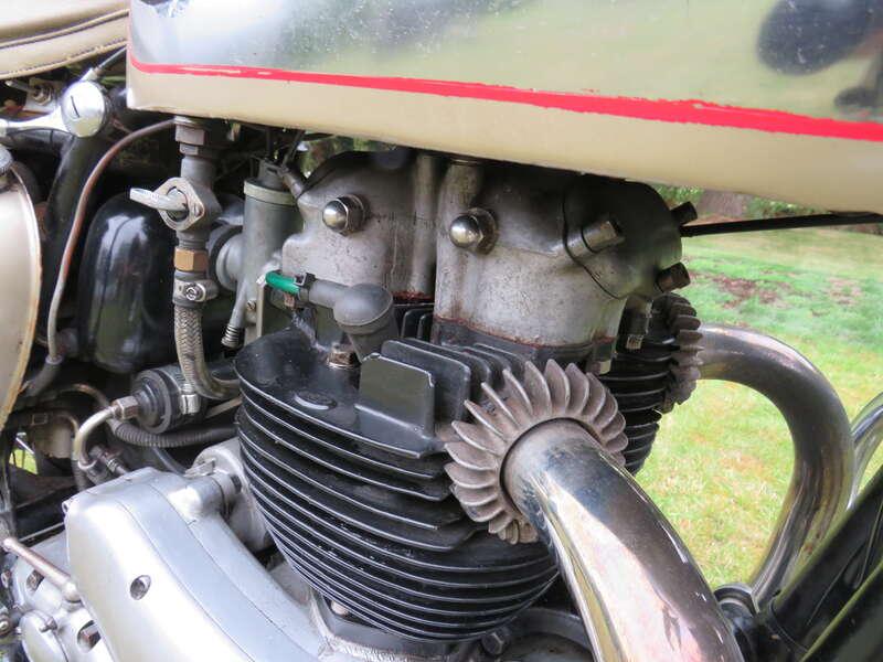 1960 BSA A10 GOLDEN FLASH
