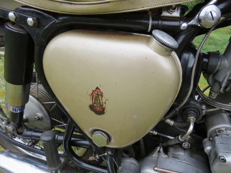 1960 BSA A10 GOLDEN FLASH