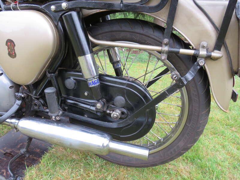1960 BSA A10 GOLDEN FLASH