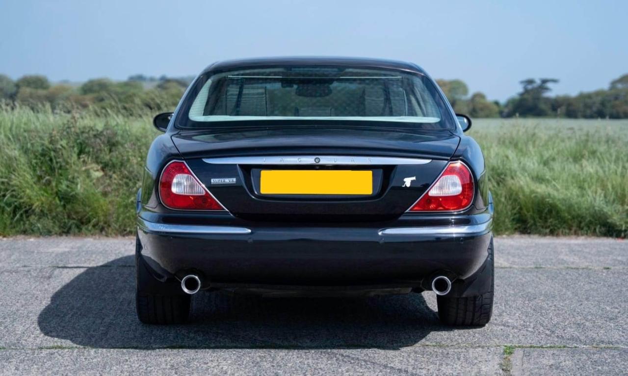 2004 Jaguar XJ SUPER V8