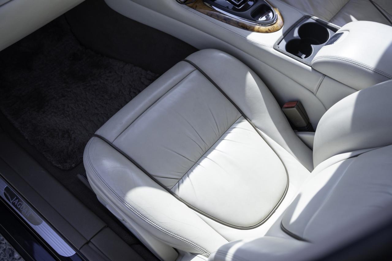 2004 Jaguar XJ SUPER V8