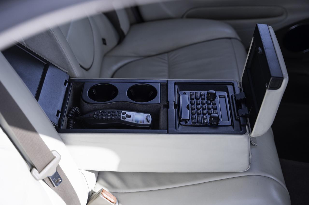 2004 Jaguar XJ SUPER V8
