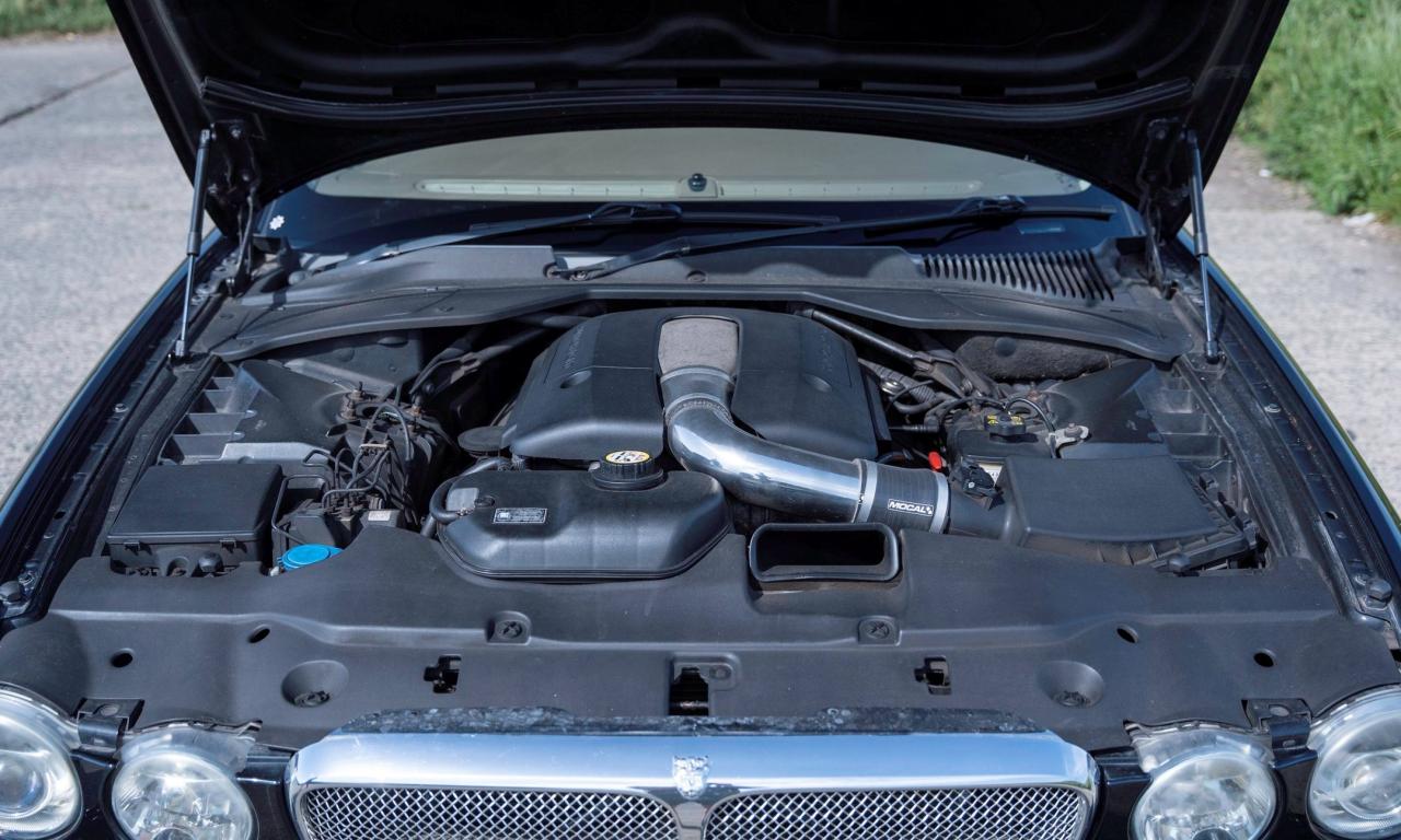 2004 Jaguar XJ SUPER V8