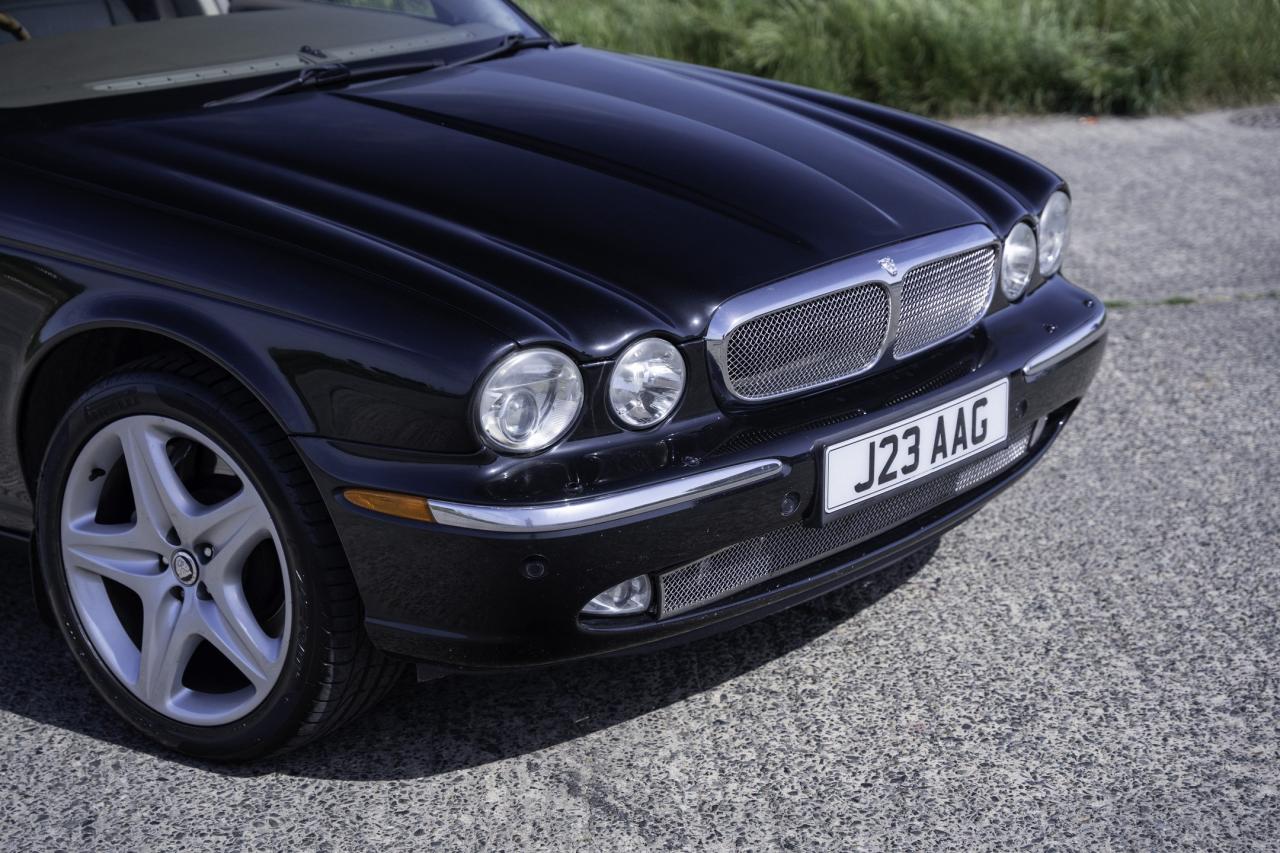 2004 Jaguar XJ SUPER V8