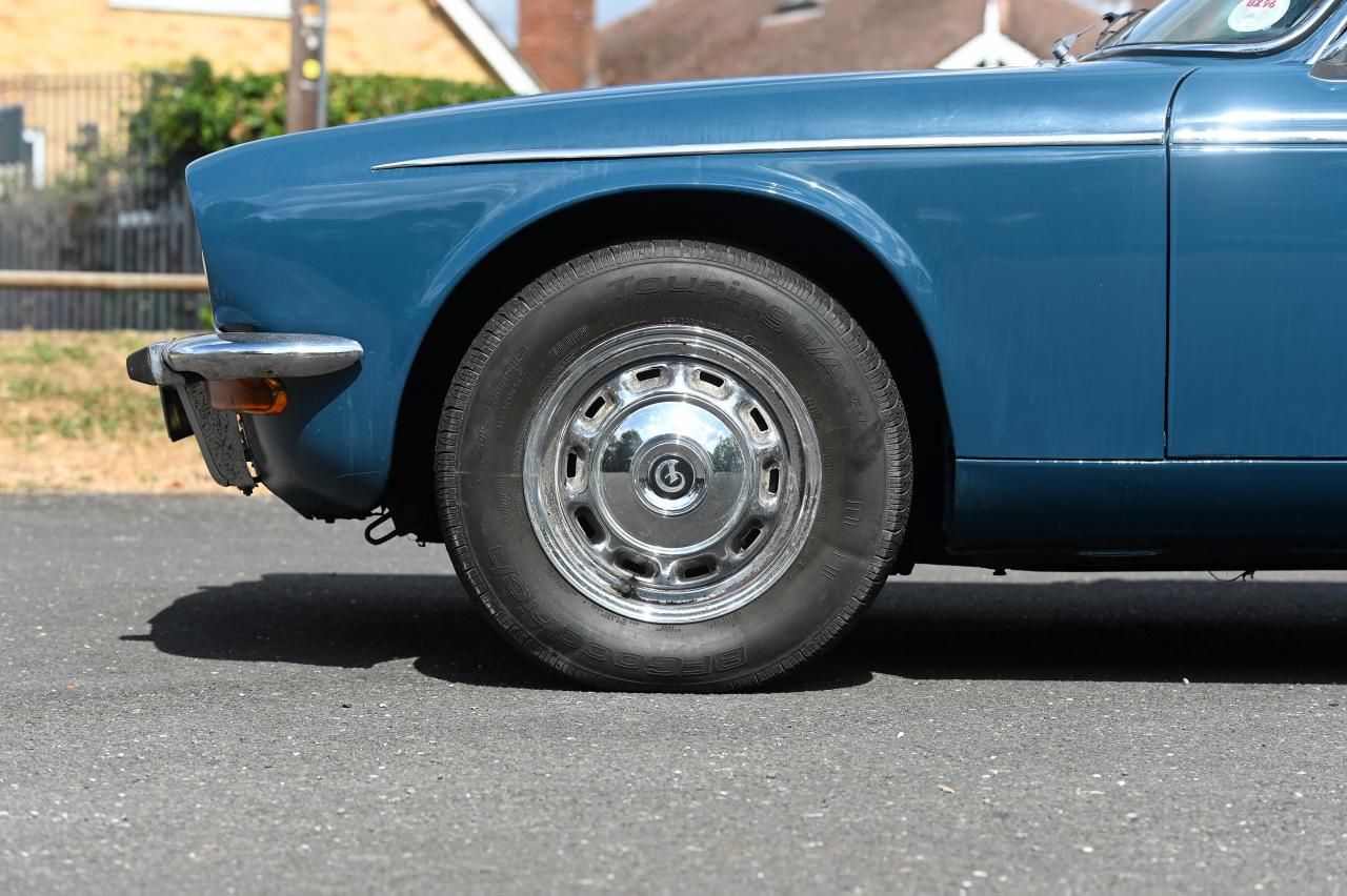 1978 Daimler Double Six Coup&eacute;