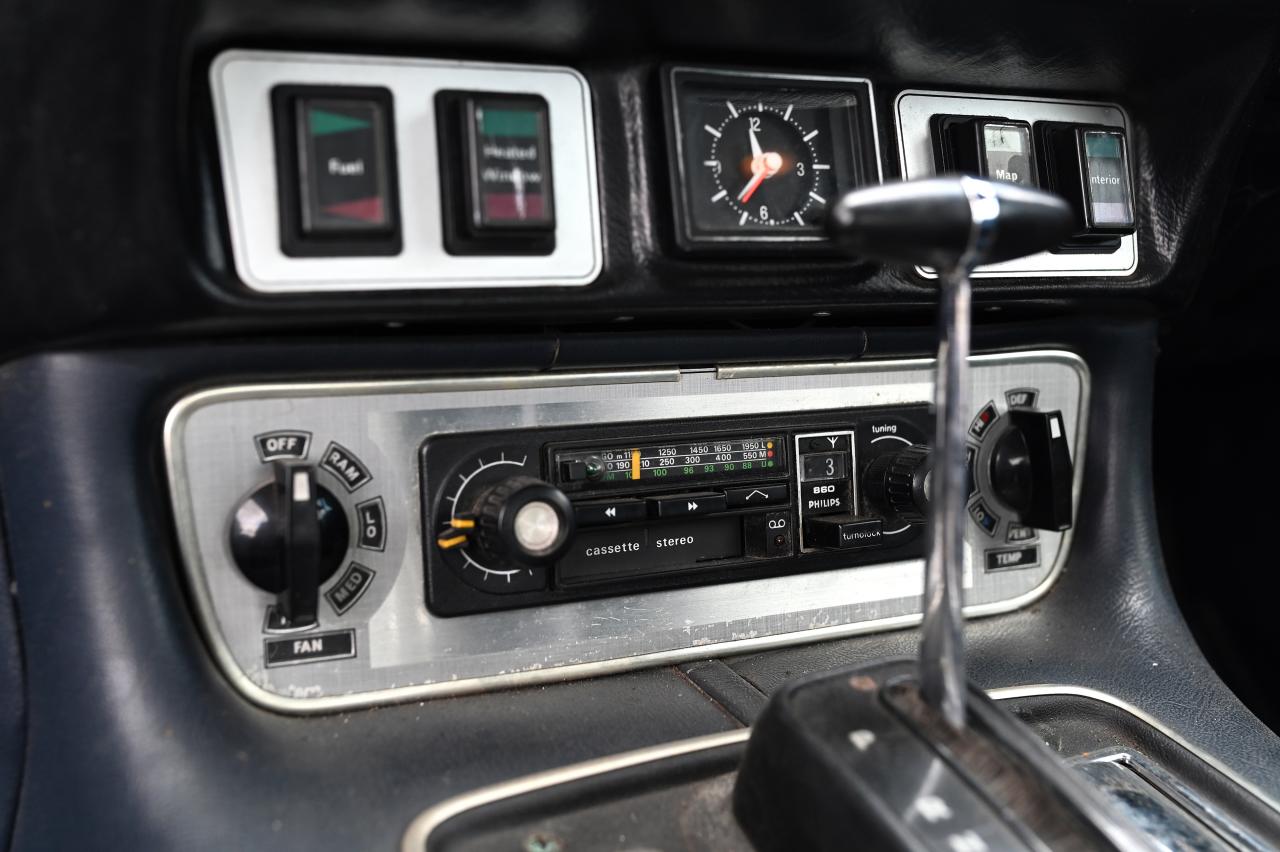1978 Daimler Double Six Coup&eacute;
