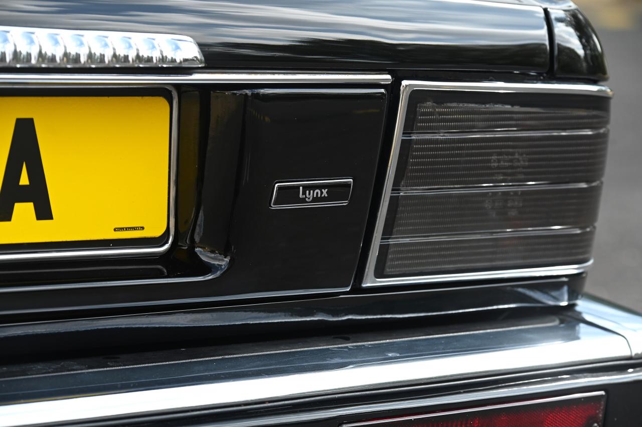 1990 Daimler XJ40 by Lynx (4 litre)
